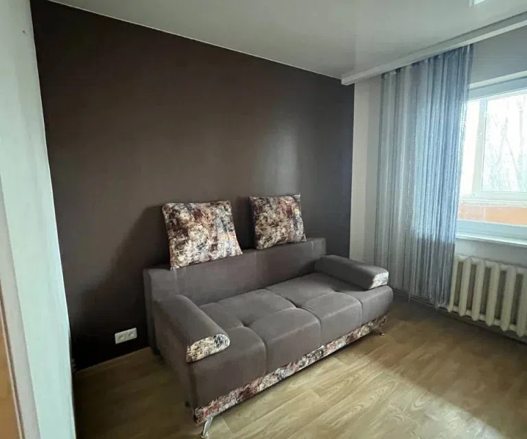 Продаётся 4-комнатная квартира, 95 м²