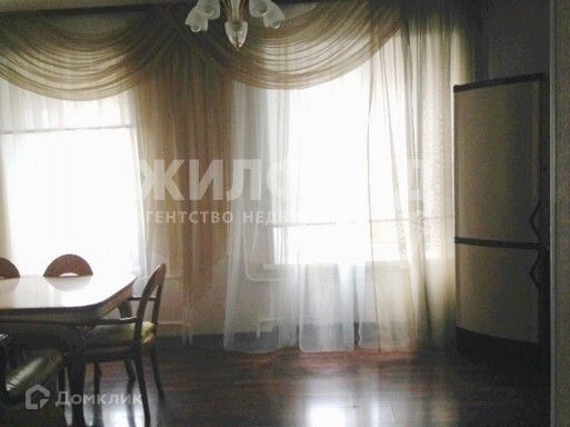 Сдаётся студия, 68 м²