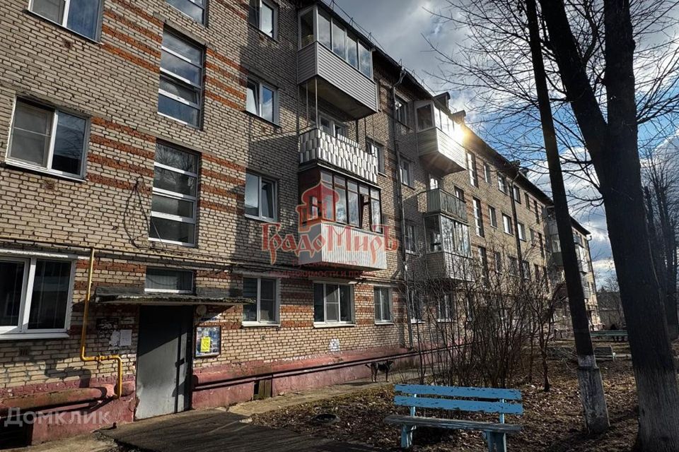 Продаётся 3-комнатная квартира, 55.6 м²