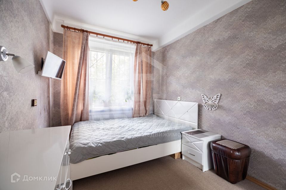 Продаётся 4-комнатная квартира, 74.1 м²