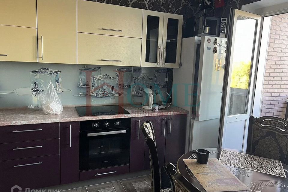 Сдаётся 2-комнатная квартира, 73 м²