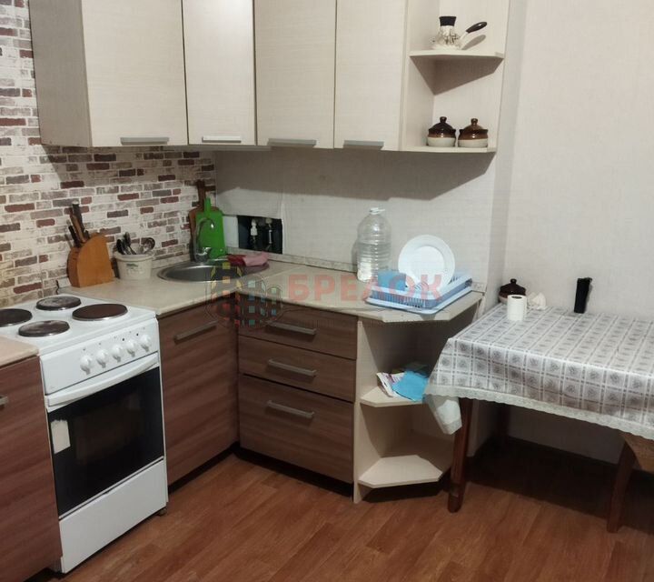 Продаётся 1-комнатная квартира, 43 м²