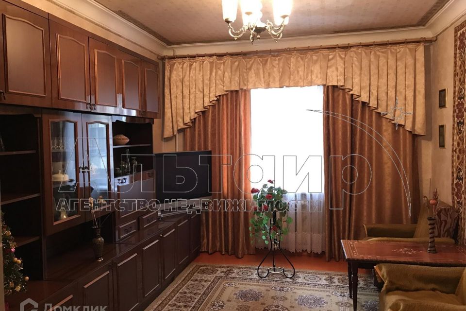 Продаётся 3-комнатная квартира, 65 м²