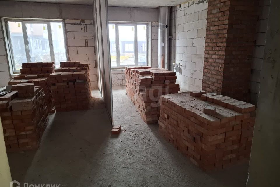 Продаётся 1-комнатная квартира, 54 м²