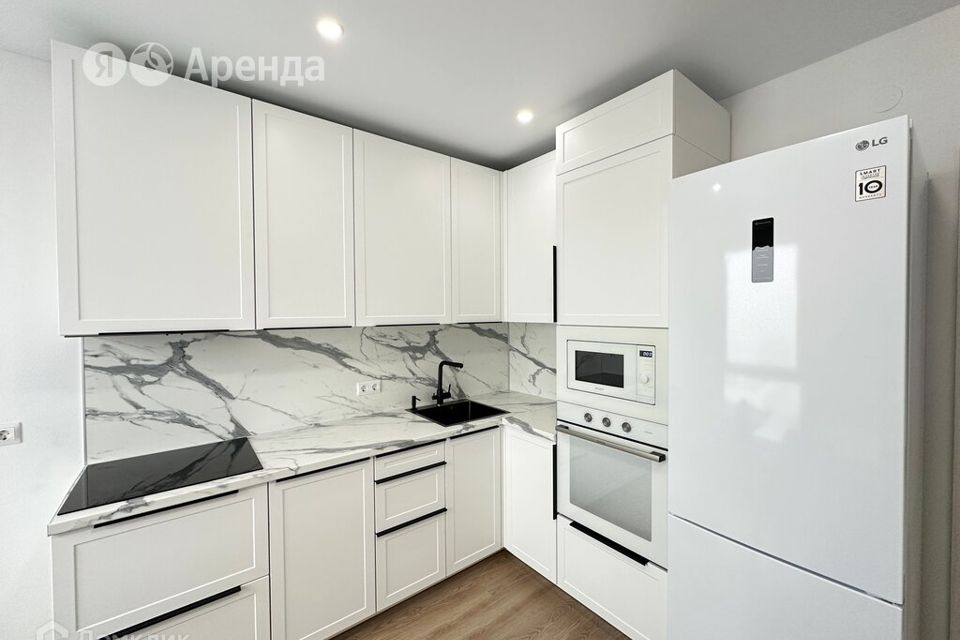 Сдаётся 2-комнатная квартира, 56 м²