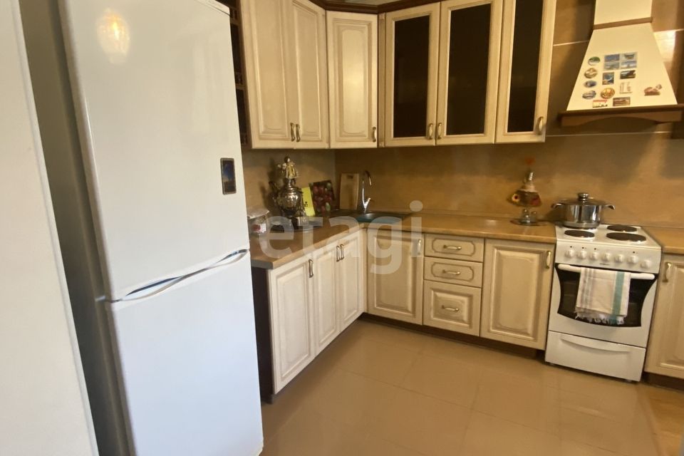 Сдаётся 1-комнатная квартира, 54 м²