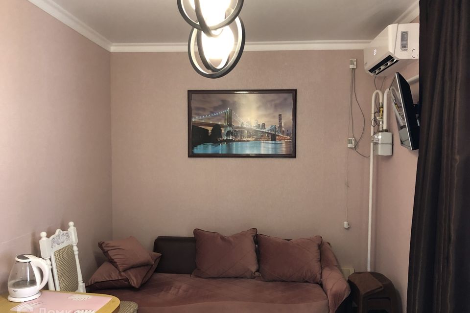Продаётся 1-комнатная квартира, 46 м²