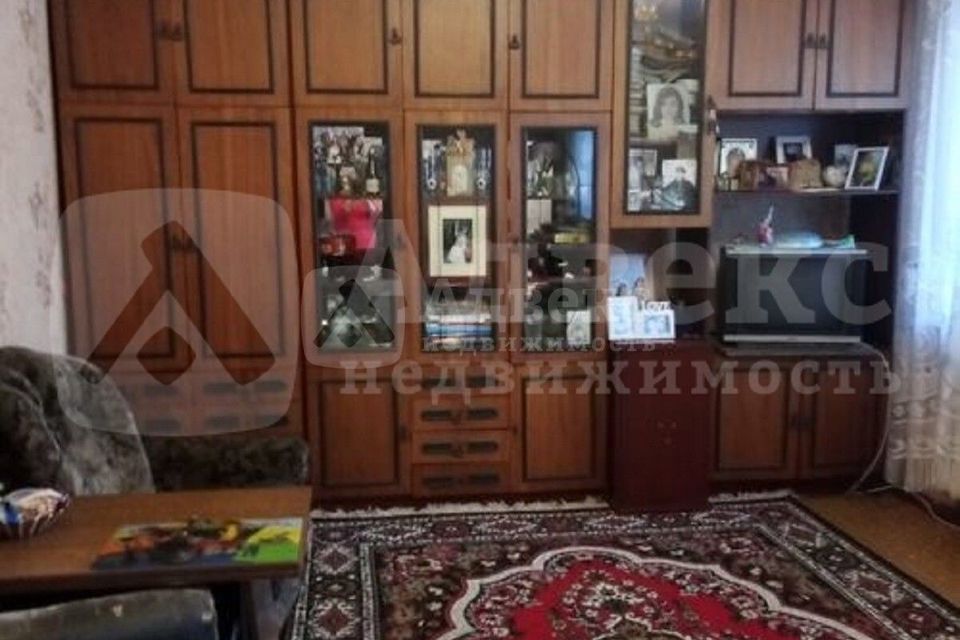 Продаётся 5-комнатная квартира, 87 м²