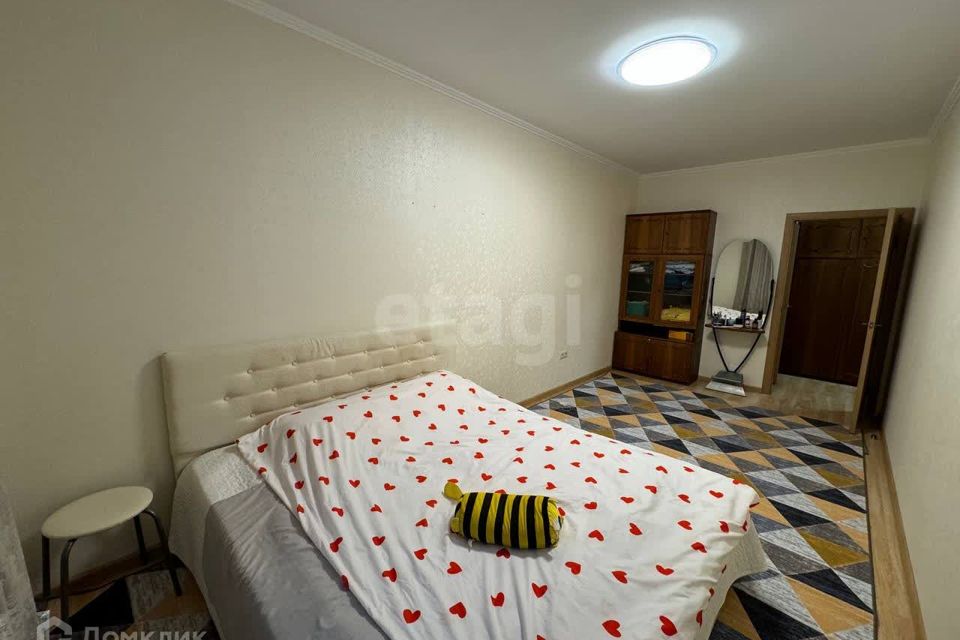 Продаётся 2-комнатная квартира, 61.7 м²