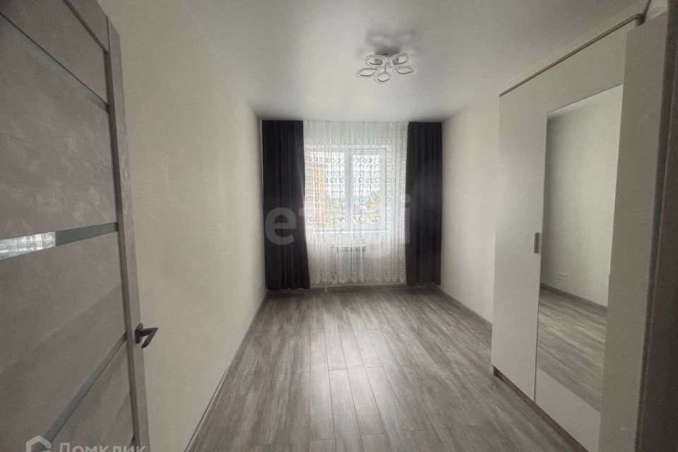 Продаётся 3-комнатная квартира, 49.7 м²