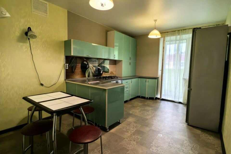 Сдаётся 1-комнатная квартира, 46 м²