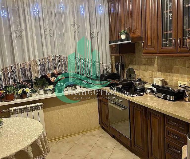 Продаётся 3-комнатная квартира, 61.3 м²