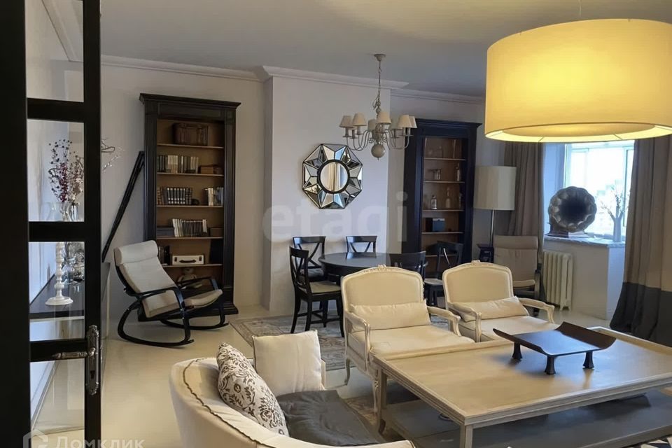 Сдаётся 2-комнатная квартира, 92 м²