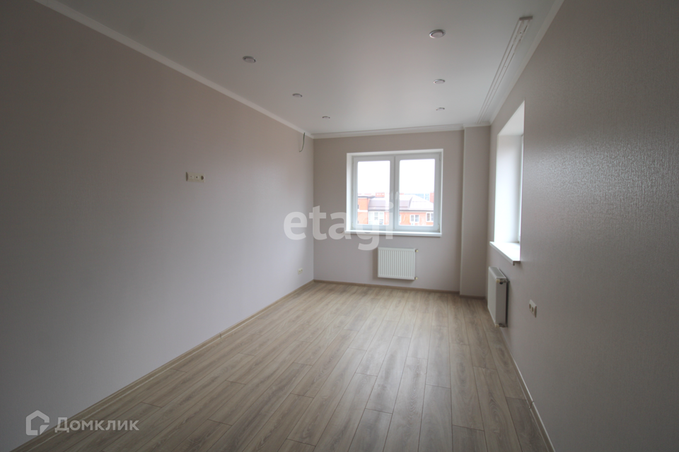 Продаётся 2-комнатная квартира, 60.8 м²