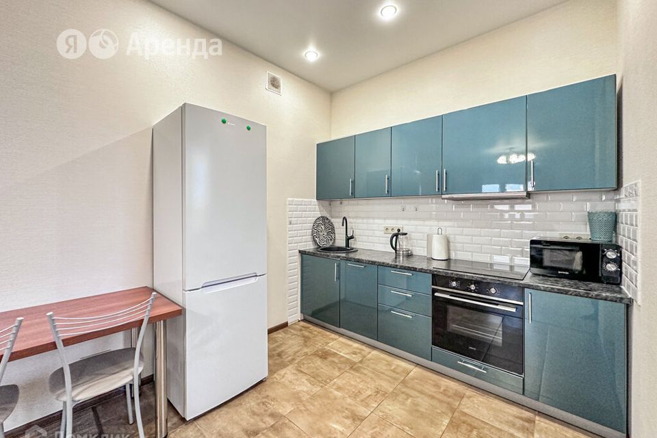 Сдаётся 1-комнатная квартира, 55 м²