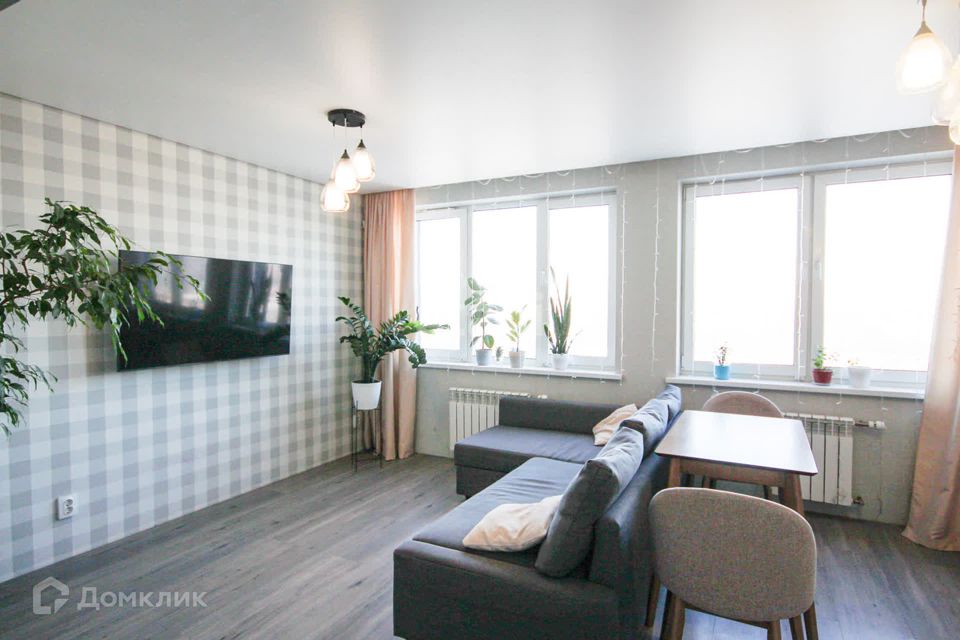 Продаётся 2-комнатная квартира, 65.3 м²