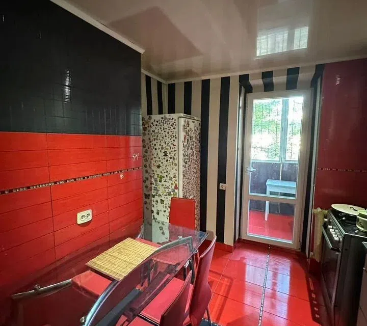 Продаётся 3-комнатная квартира, 64.5 м²