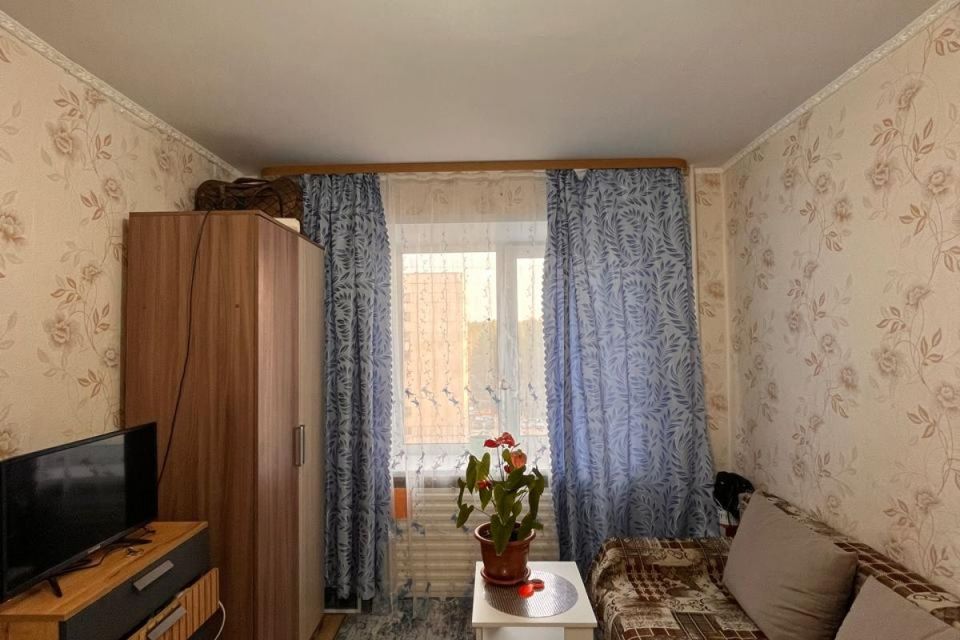 Продаётся комната в 1-комн. квартире, 13.8 м²