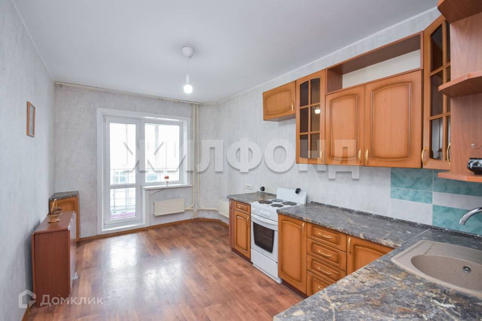 Продаётся 1-комнатная квартира, 41.3 м²