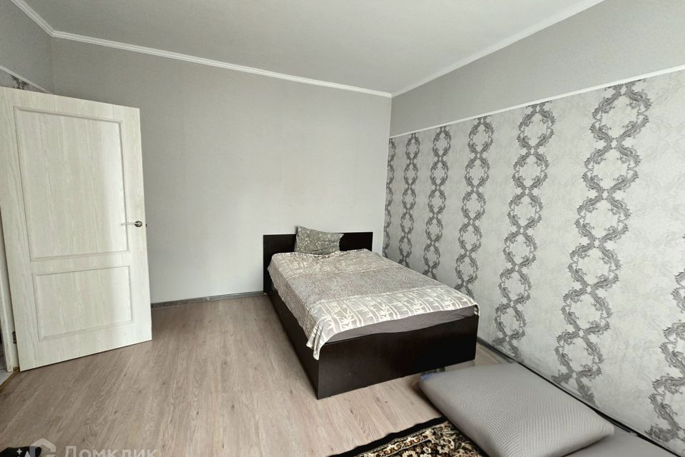 Продаётся 1-комнатная квартира, 37.7 м²