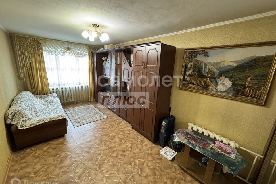 Продаётся 2-комнатная квартира, 42.4 м²