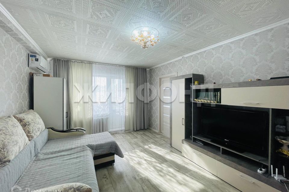 Продаётся 3-комнатная квартира, 59.6 м²