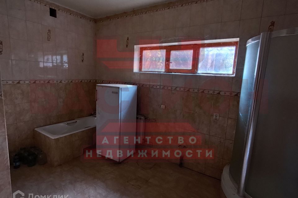 Продаётся 3-этажный дом, 360 м²