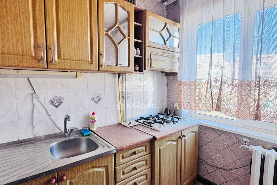 Продаётся 3-комнатная квартира, 61.6 м²