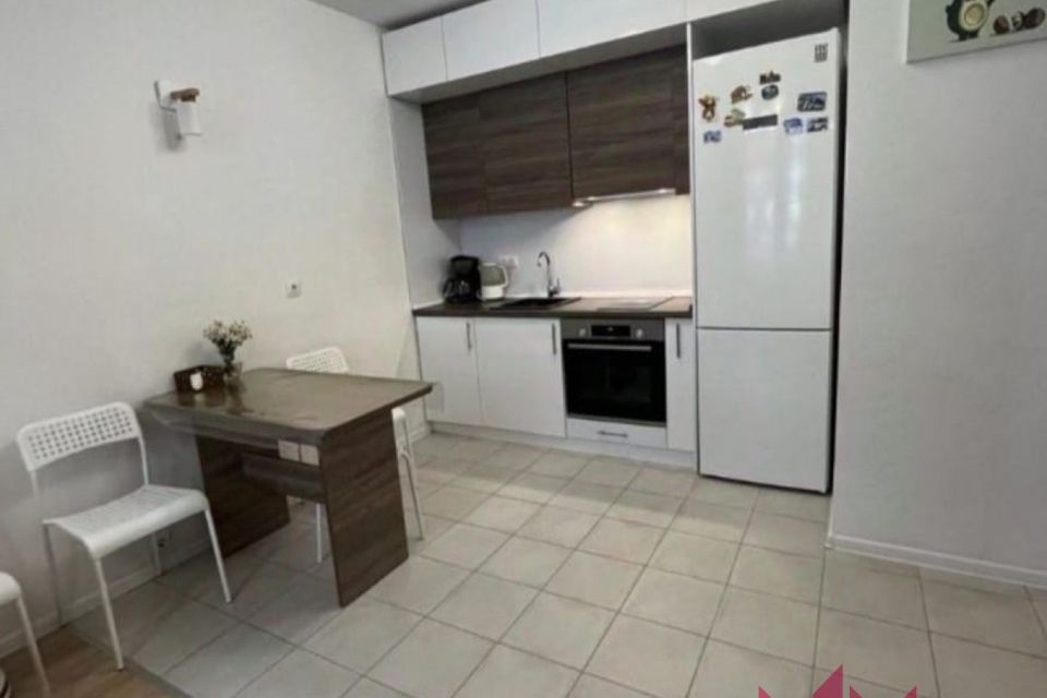 Продаётся 1-комнатная квартира, 37.5 м²