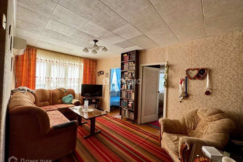 Продаётся 4-комнатная квартира, 63 м²