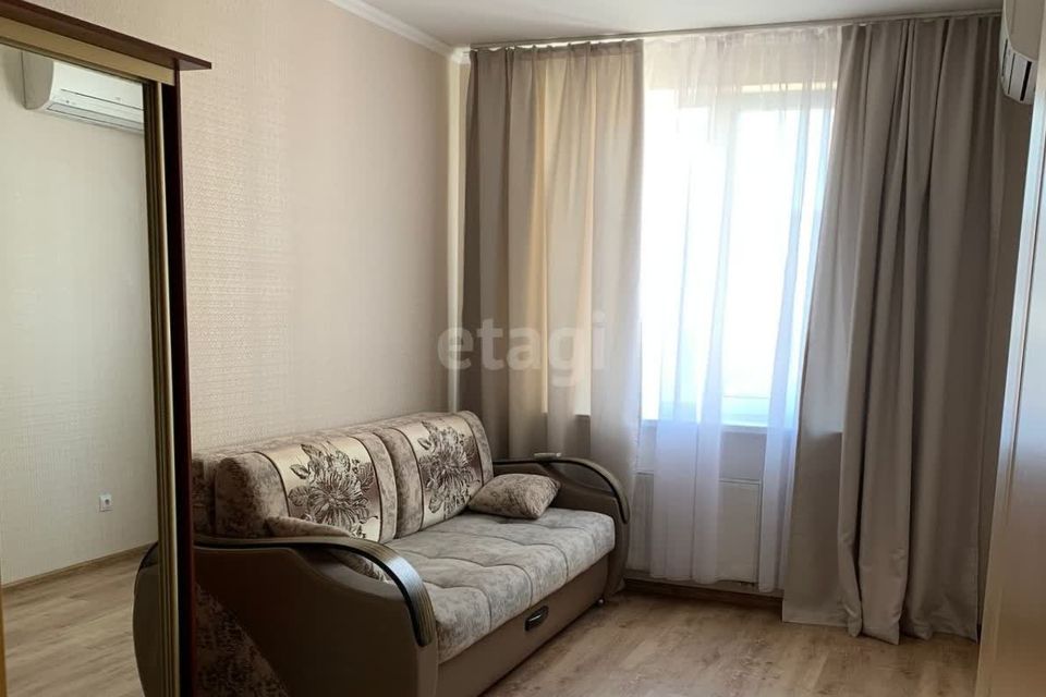 Продаётся 2-комнатная квартира, 57.2 м²