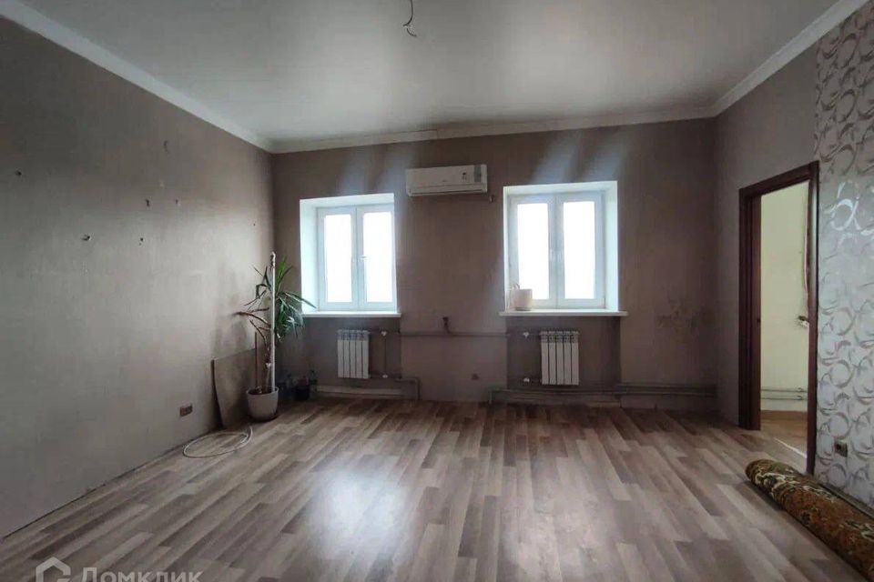 Продаётся 3-комнатная квартира, 58.3 м²