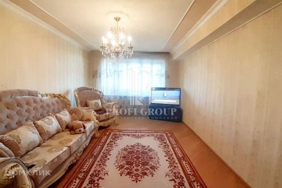 Продаётся 4-комнатная квартира, 98 м²