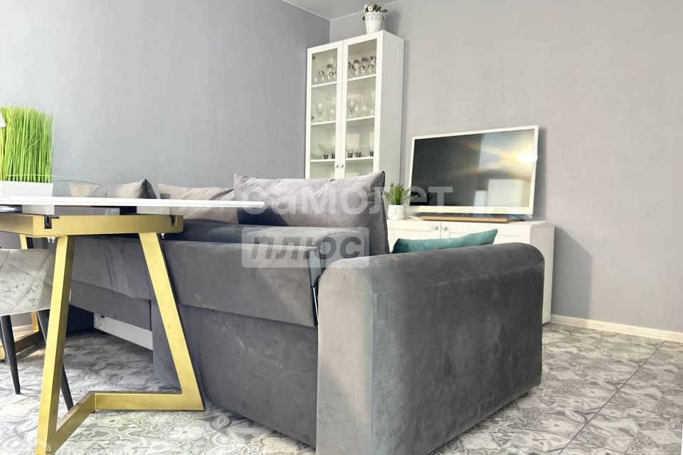 Продаётся 1-комнатная квартира, 48 м²