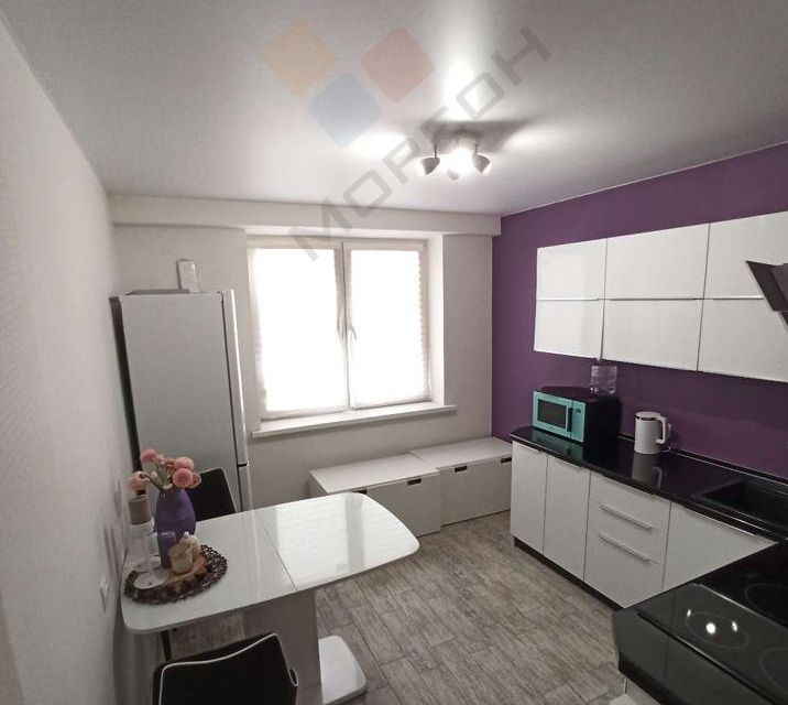 Продаётся 1-комнатная квартира, 40 м²