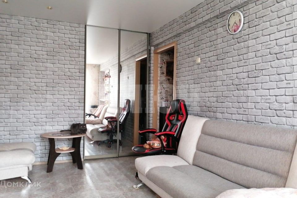 Продаётся 3-комнатная квартира, 49.8 м²