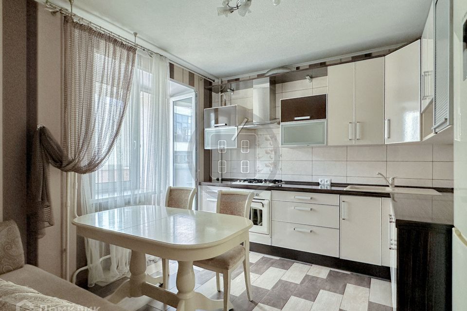 Продаётся 1-комнатная квартира, 41.6 м²