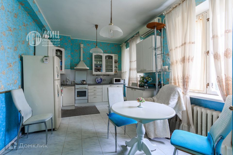 Продаётся 3-комнатная квартира, 99 м²