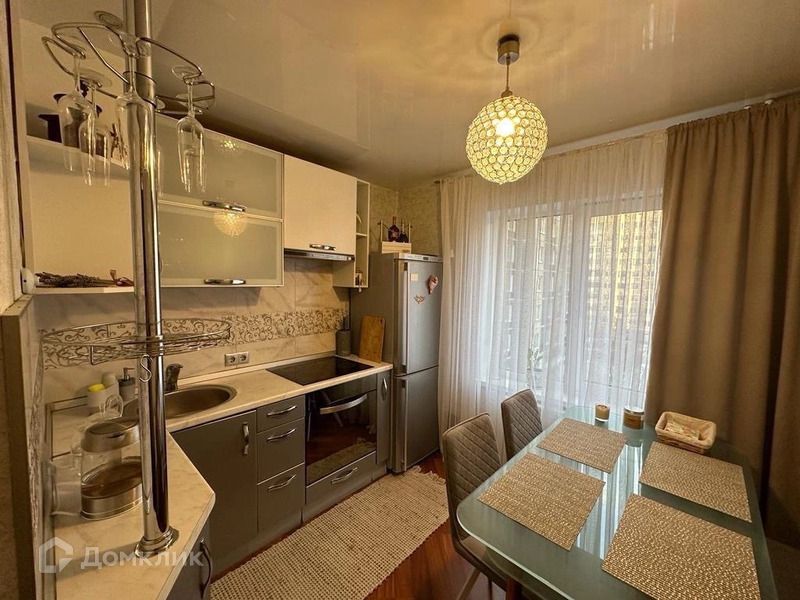 Продаётся 2-комнатная квартира, 54.4 м²