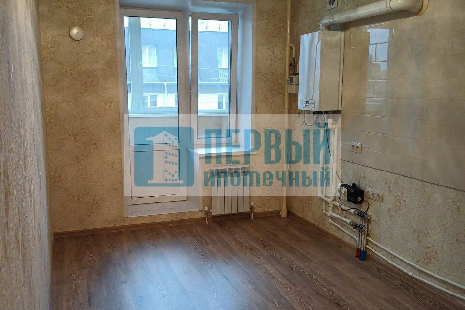 Продаётся 1-комнатная квартира, 38 м²