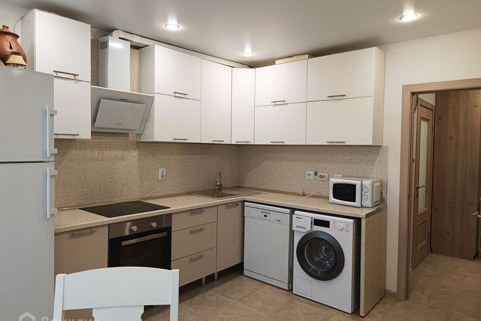 Продаётся 2-комнатная квартира, 62 м²