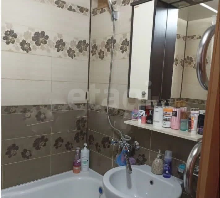 Продаётся 3-комнатная квартира, 69.1 м²