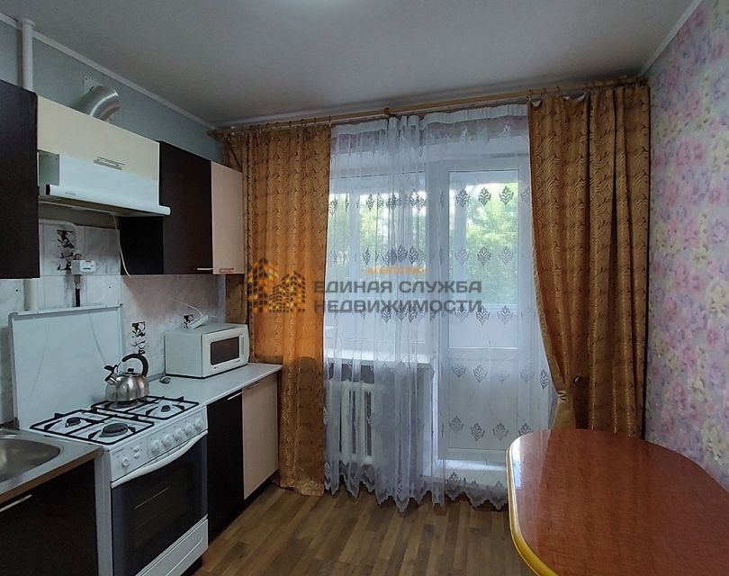 Сдаётся 1-комнатная квартира, 42 м²