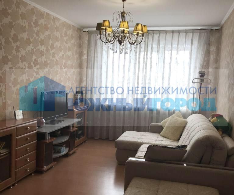 Продаётся 4-комнатная квартира, 80.8 м²