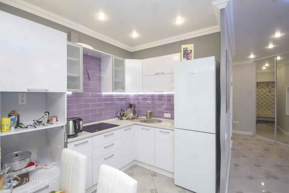 Продаётся 1-комнатная квартира, 47 м²