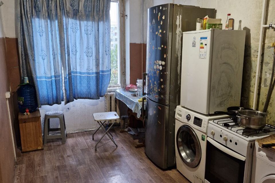 Продаётся 1-комнатная квартира, 42.1 м²
