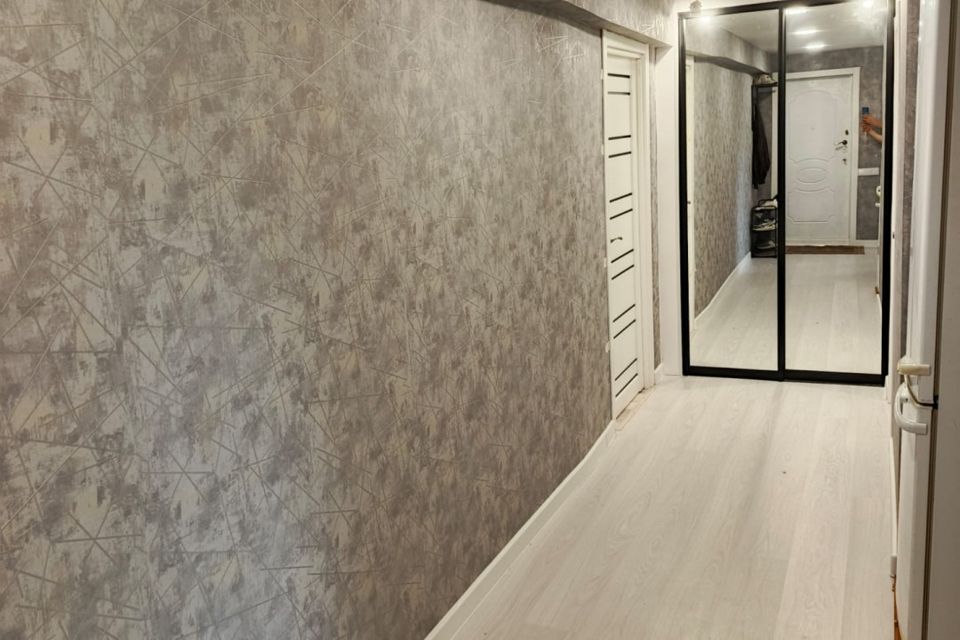 Продаётся 3-комнатная квартира, 58 м²