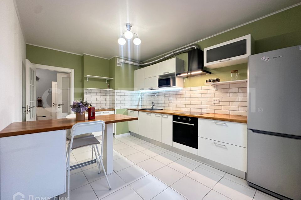 Продаётся 2-комнатная квартира, 61.9 м²
