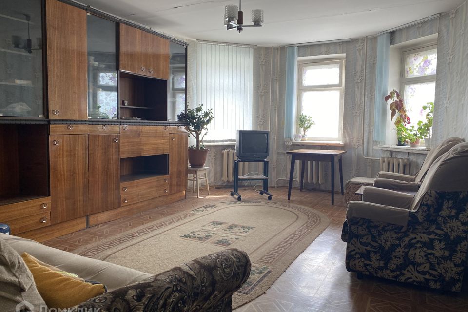 Продаётся 4-комнатная квартира, 91.5 м²