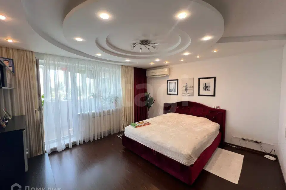 Продаётся 2-комнатная квартира, 61.2 м²